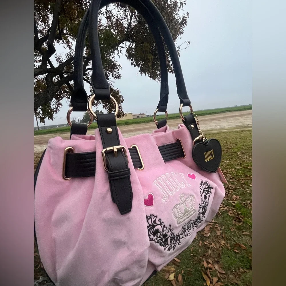 Juicy Couture Retro Chic Pink Velour Tote NWT Christmas - Picture 5 of 7